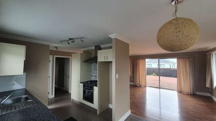 27 Pahi Place West Harbour_3