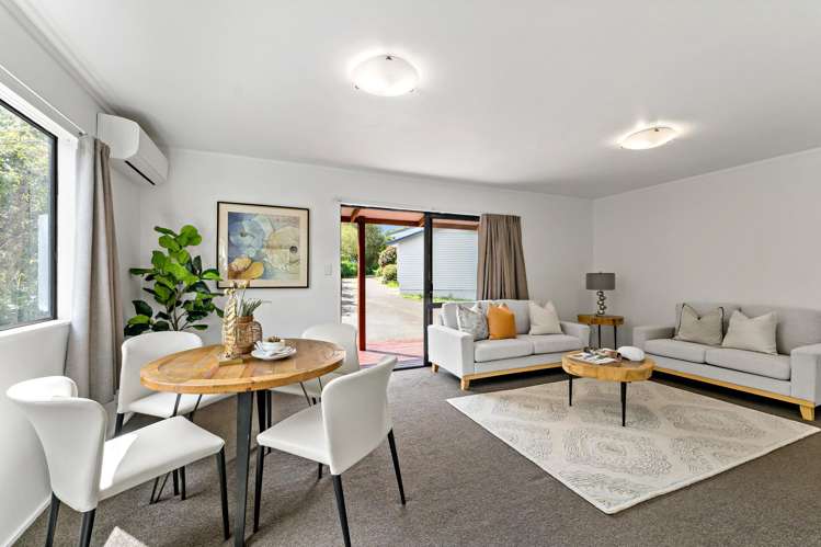 2/298 Glenfield Road Glenfield_2