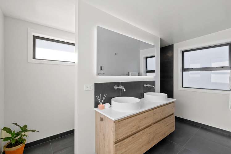 5b Wesley Avenue Frankleigh Park_10