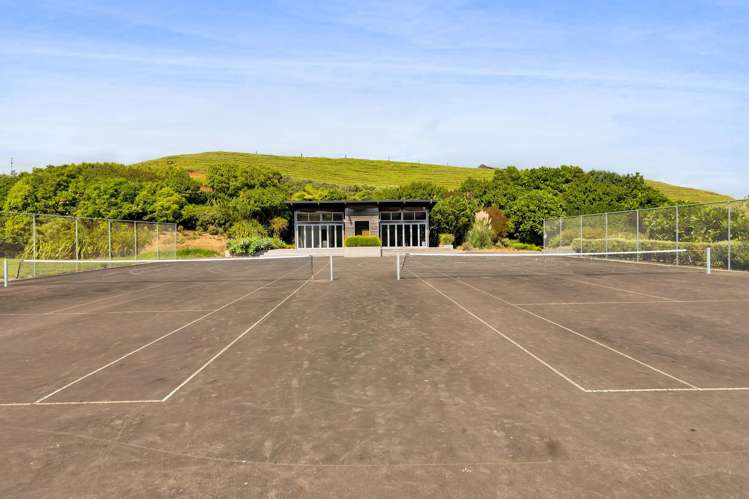 24 Washer Road Omata_44