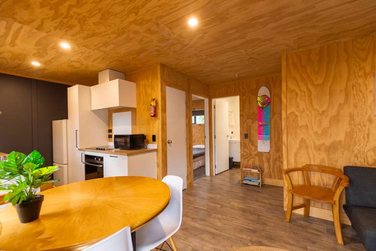 18 Lochy Road Fernhill/Sunshine Bay_10