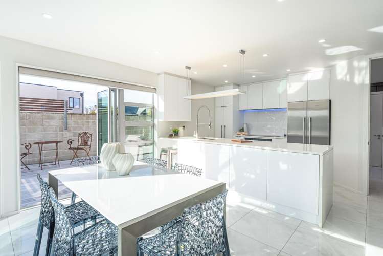 41 Winchester Street Merivale_3
