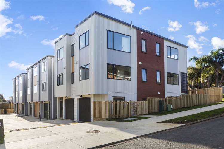 7/7 Chevis Place Pakuranga_0