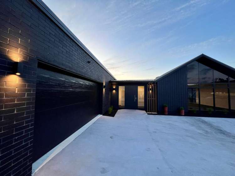 140 Adler Drive Ohauiti_15