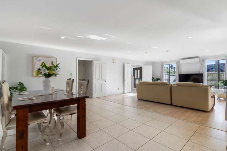 4 Shingleton Lane Flat Bush_8