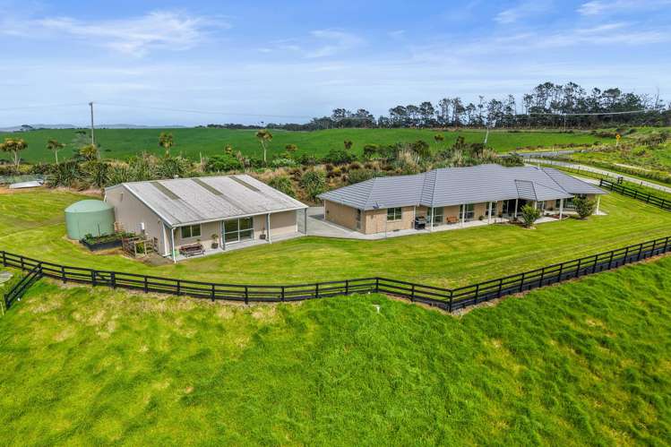 1518 Old North Road Helensville_6
