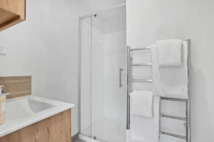 1/5 Treasure Lane Te Atatu South_7