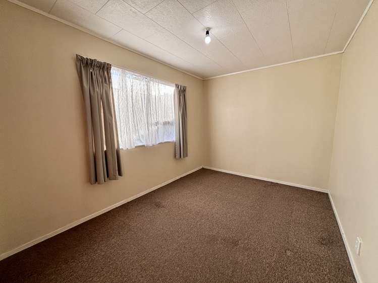 2/45A Mildmay Road Henderson_9