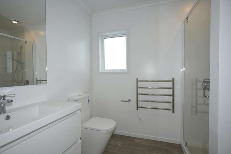 15 River Road Kawerau_8