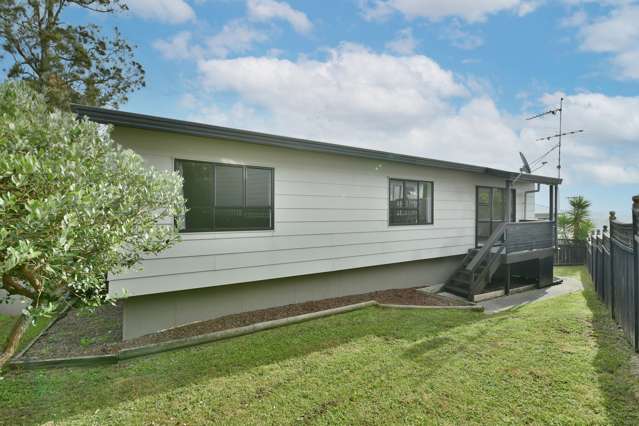 2/332 Whangaparaoa Road Stanmore Bay_2