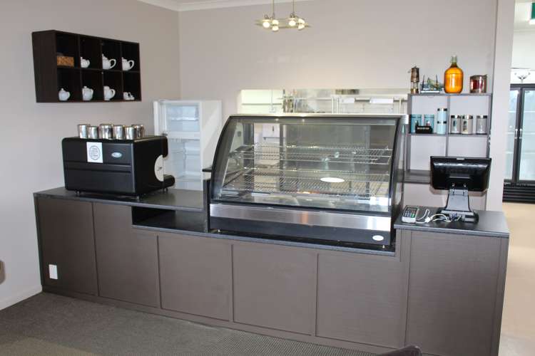 2260/2252 Waimarama Road Waimarama_14