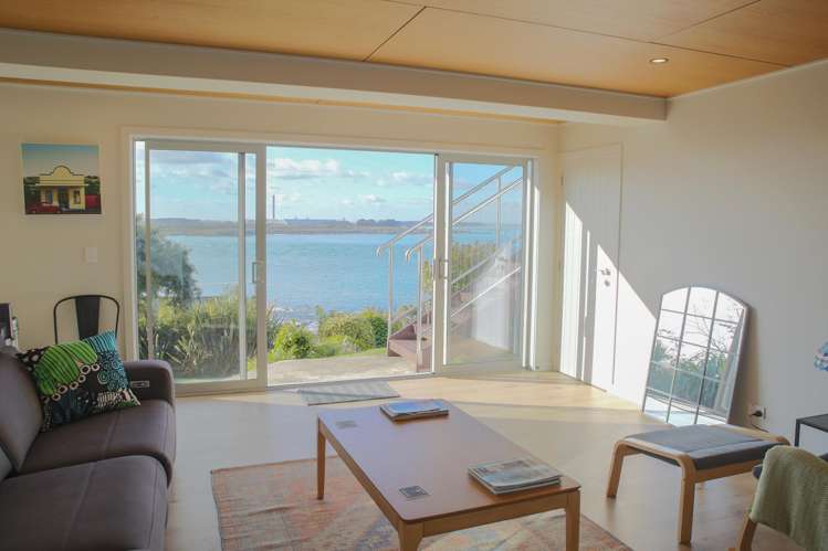 86 Marine Parade Bluff_16