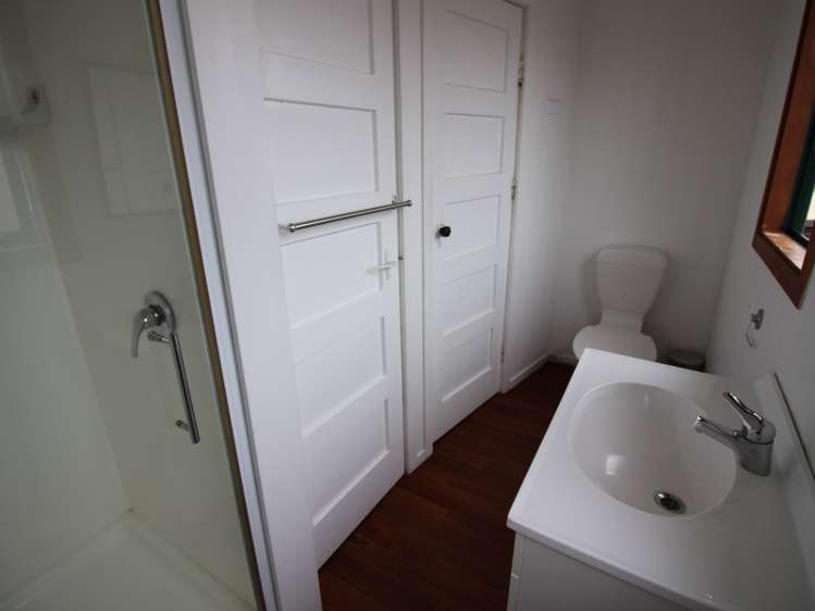 25 Mackenzie Street National Park_10