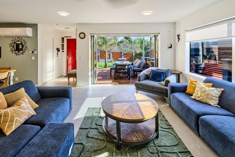 74F Heretaunga Square_4