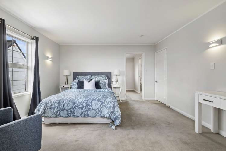 2/15 Saltburn Road Milford_11