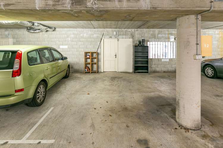 14/28 Hobson Street Thorndon_11