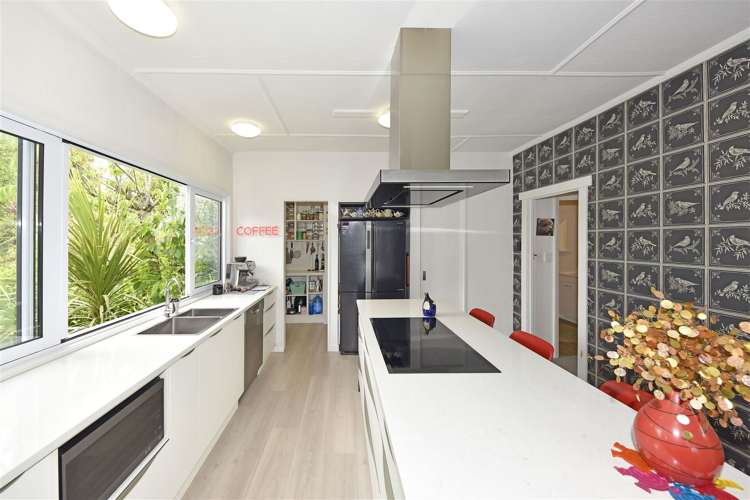 114 Marine Drive Diamond Harbour_4