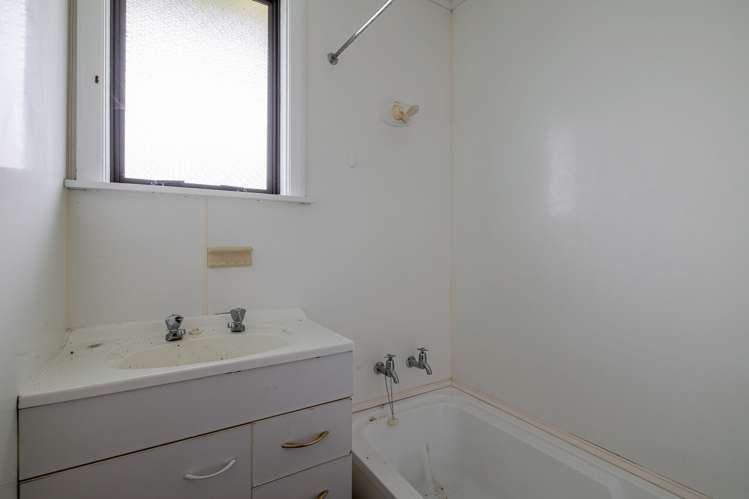 11 Churchill Street Pahiatua_6