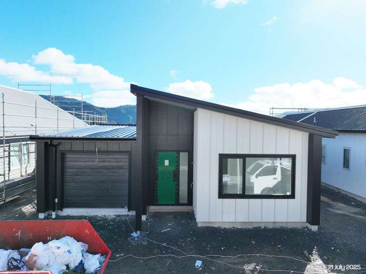 Lot 20 / 44 Silver Knight Street, Back Straight, Wallaceville Estate_0