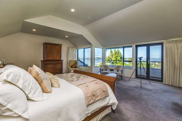 2 Saran Place Hillsborough_11