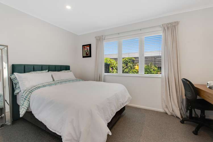 4 Ross Crescent Orewa_14