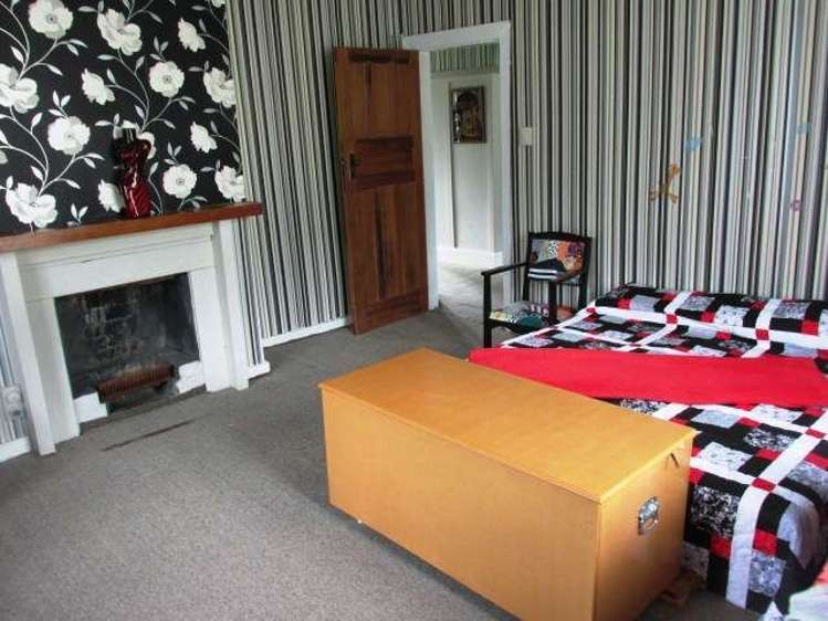 14 Broadway Reefton_7