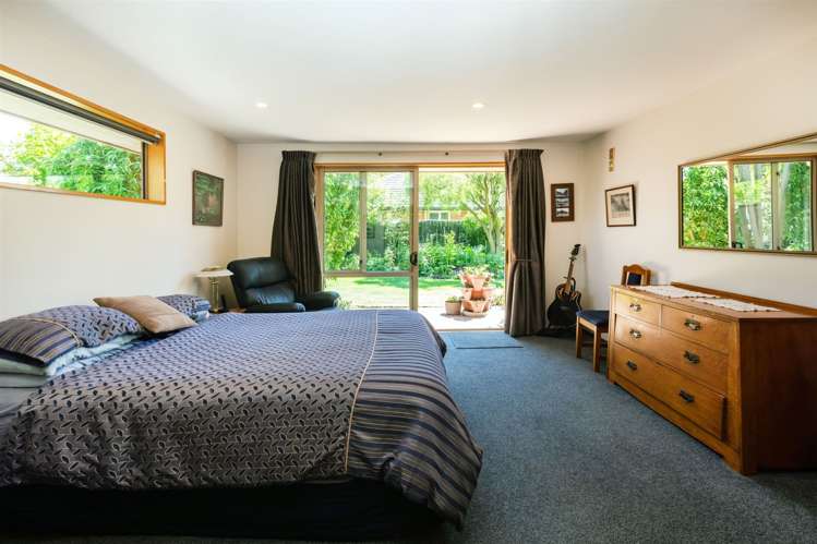 25 Chesterfield Mews Russley_21