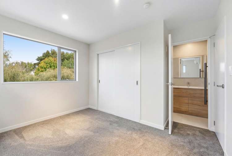 4 & 6 Te Taiheke Road Papakura_21