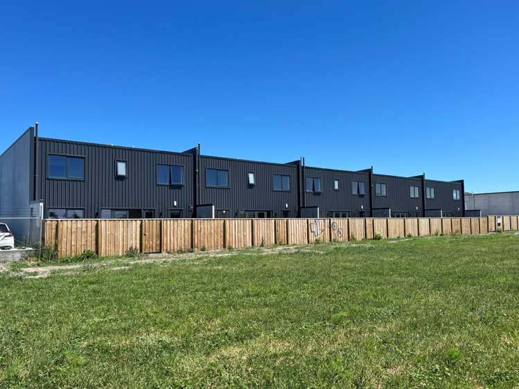 10/1 Lake Bryndwr Lane Burnside_17