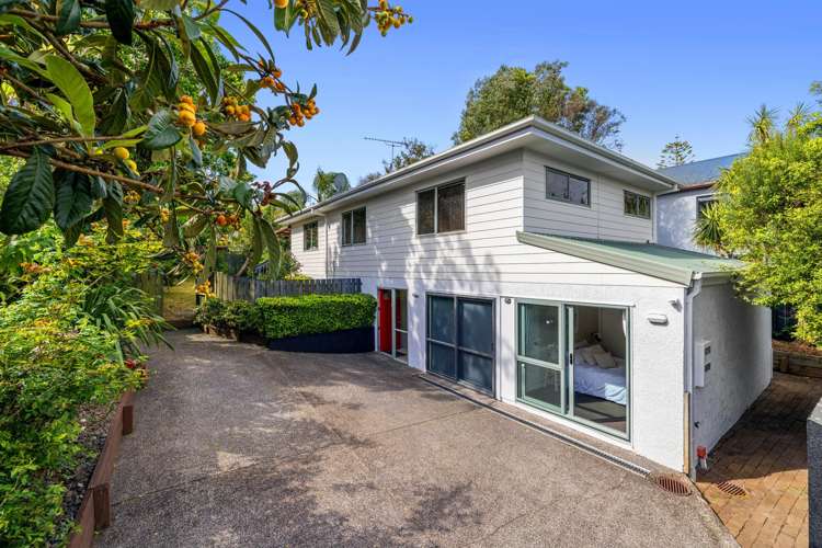 2/8 Tallington Crescent Torbay_14