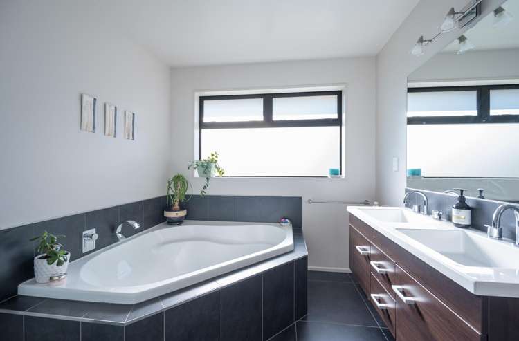 4 Moneymore Place Wakefield_12