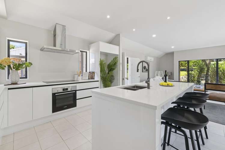 38 Lauren Grove Papakura_8