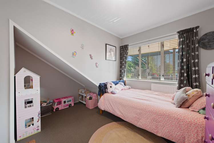 34 Tumene Drive Owhata_10