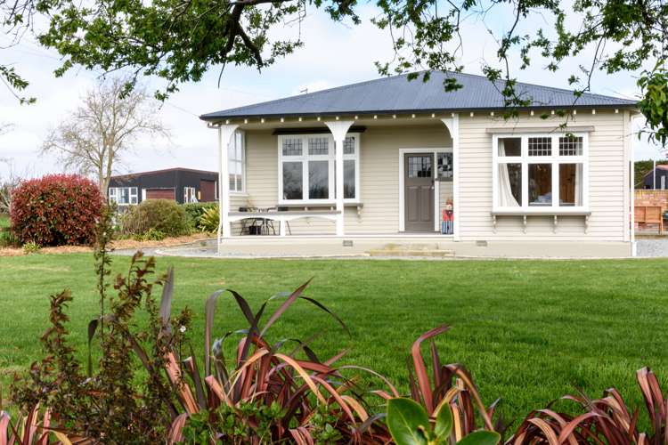 589 Coutts Island Road Coutts Island_10