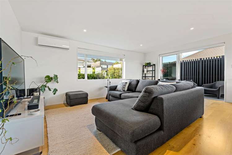 7b Gulf View Road Murrays Bay_3