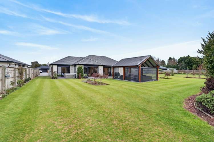 62 Graeme Foote Street_0