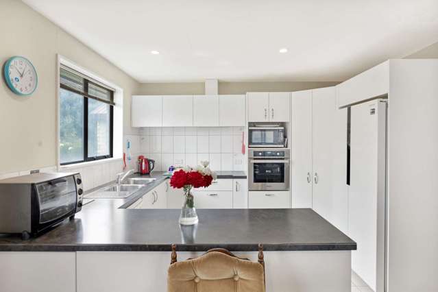 Full of Charm in the Heart of Hornby!