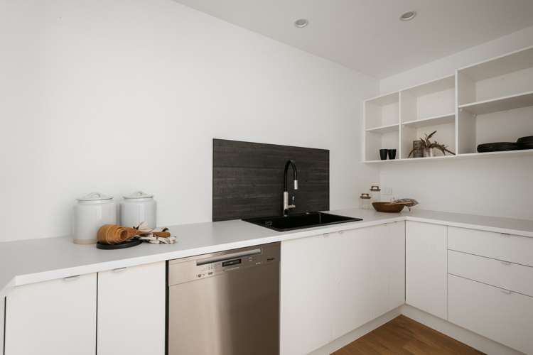 6 Flight Valley Way Welcome Bay_5