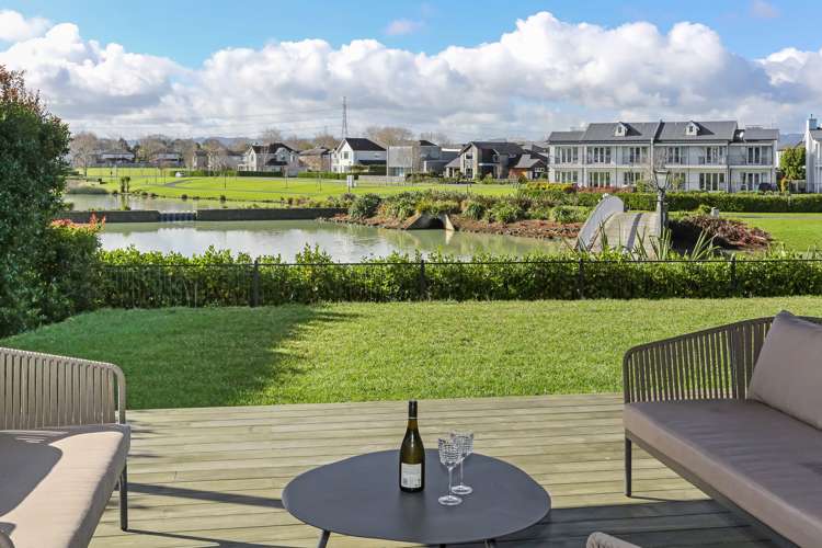 8 Edgewater Drive Karaka_17