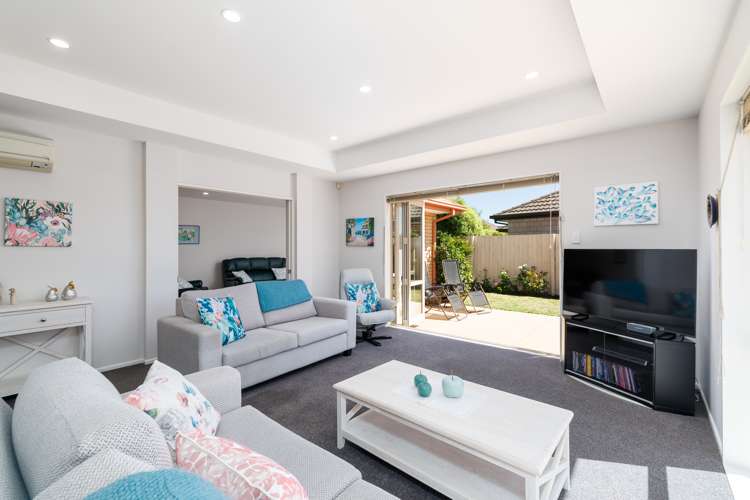 2 Cyclamen Place Aidanfield_8