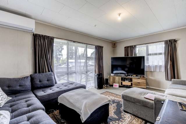 71A Kahikatea Drive Melville_4