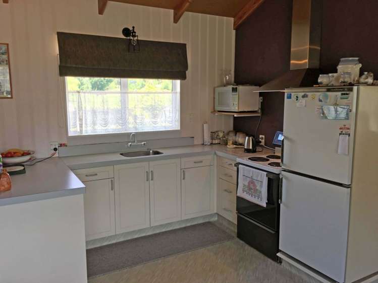 37 Te Herekiekie Street Turangi_5