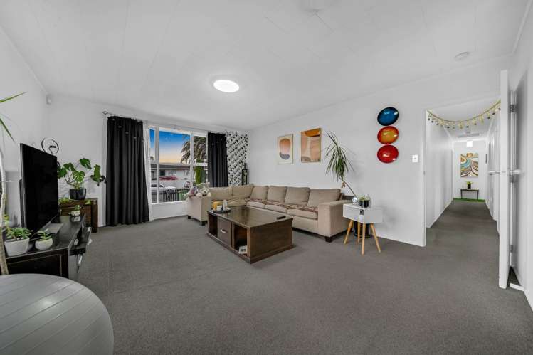 21 Ben Lora Place Mangere East_17
