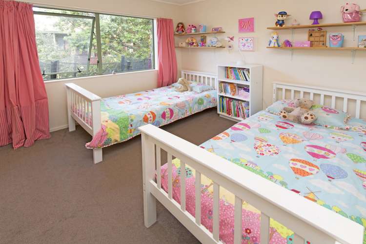 68a Gledstane Road Stanmore Bay_11