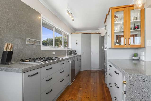 8 Moa Place Onerahi_3