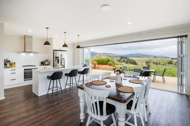 16 Cyprus Place Fitzherbert_2