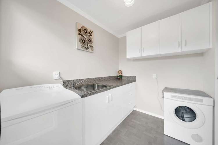 11 Bowen Street Te Anau_12