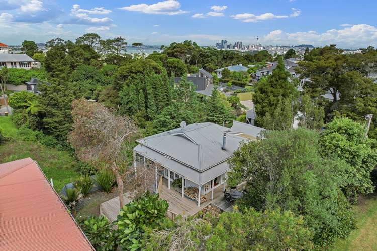 2 Seaview Avenue Northcote_17