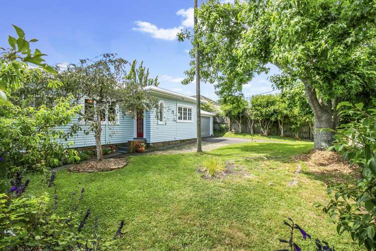 116 Rosier Road Glen Eden_2