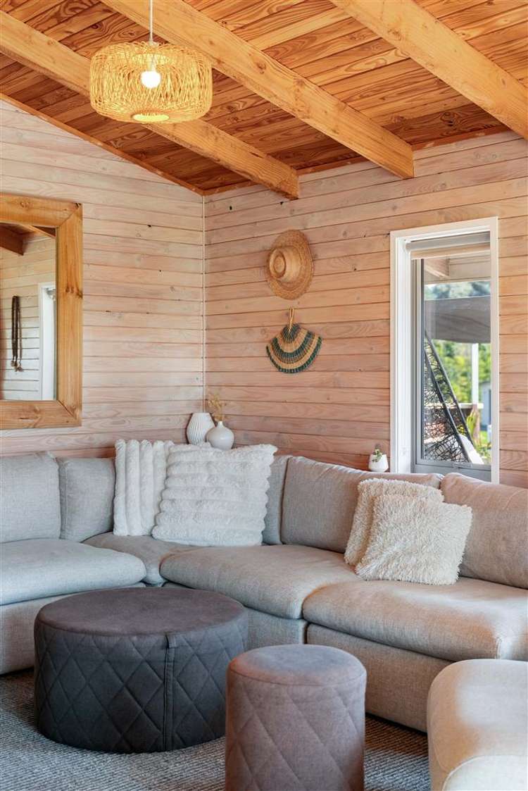 206 Onemana Drive Onemana_12